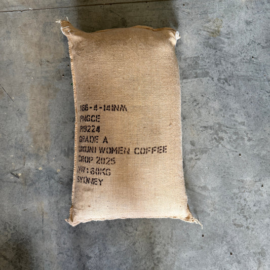 Papua New Guinea Ukuni Women in Coffee